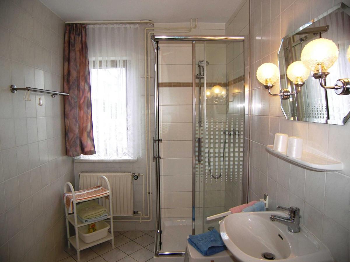 Ferienhaus Alice 10 Gehminuten Vom Strand Entfernt Heringsdorf  Bagian luar foto