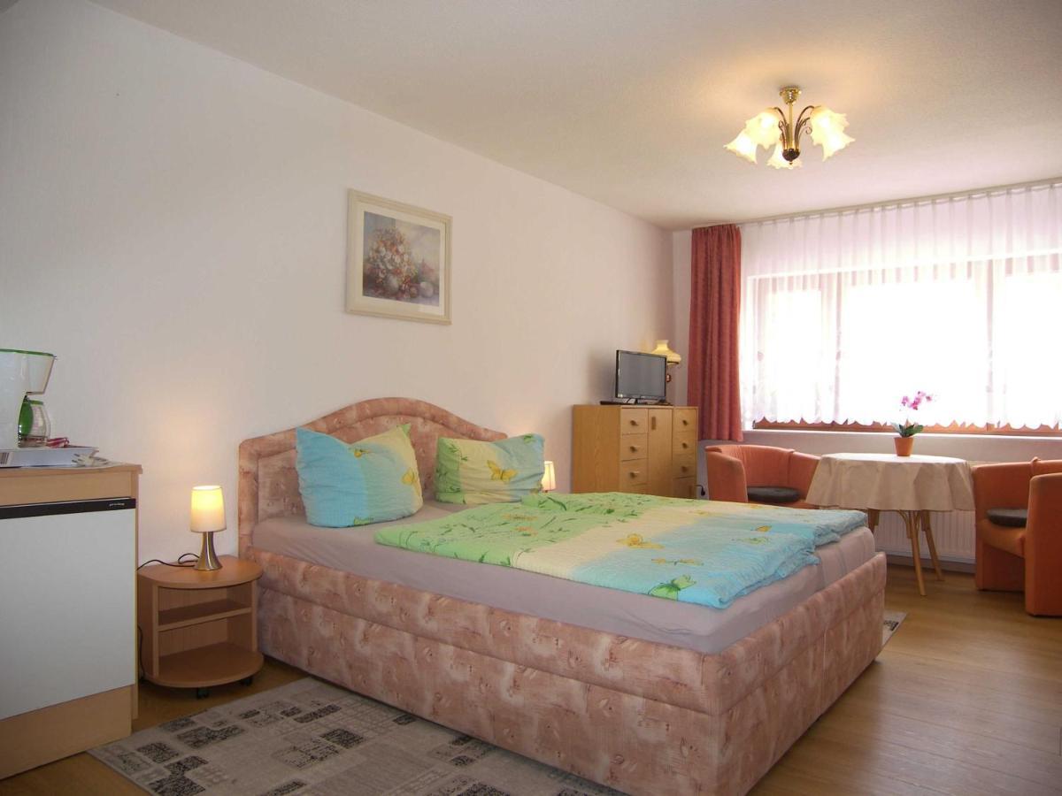 Ferienhaus Alice 10 Gehminuten Vom Strand Entfernt Heringsdorf  Bagian luar foto